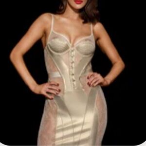 NWT Honey Birdette Marilyn Ivory Lace Dress 32DD